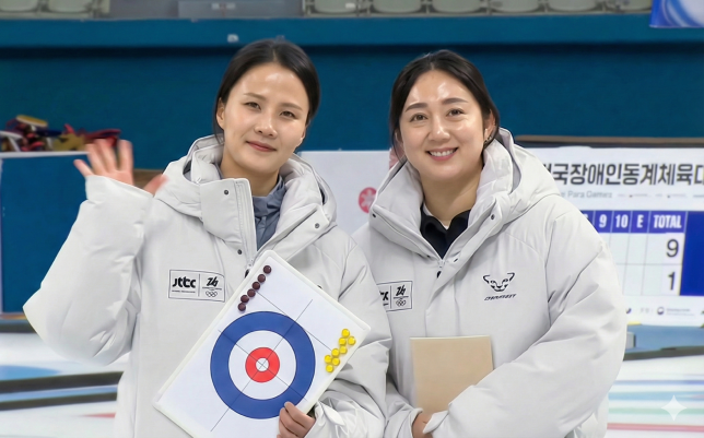 '파트너십 확장' 다이나핏, 선수 지원 넘어 JTBC 중계진 용품 후원 27-Image